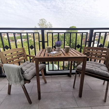 North Views Luxury Apartment Суботица Экстерьер фото