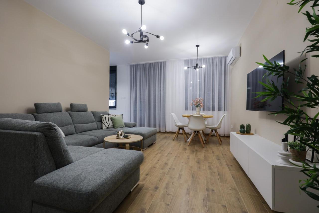 North Views Luxury Apartment Суботица Экстерьер фото