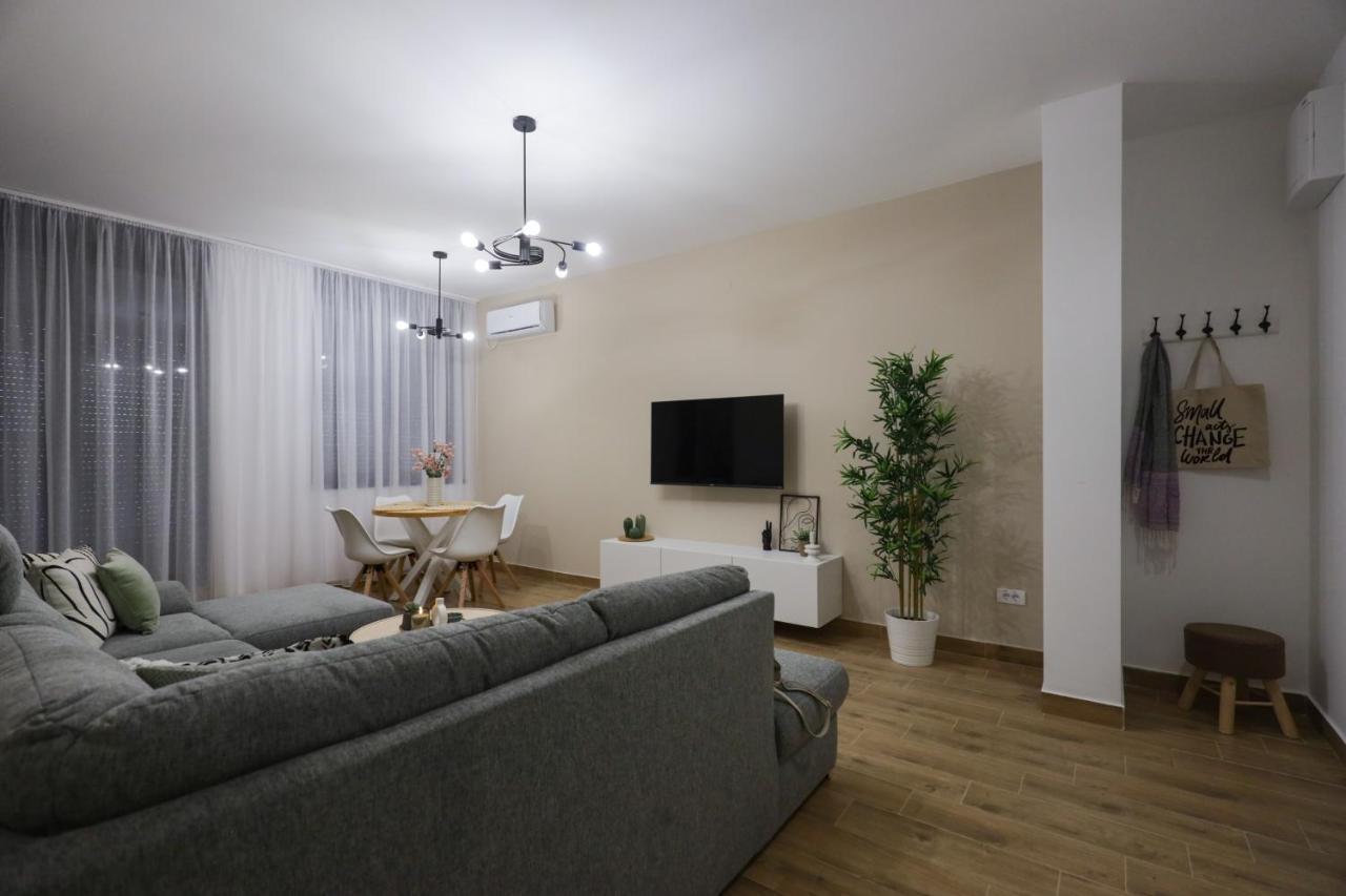 North Views Luxury Apartment Суботица Экстерьер фото