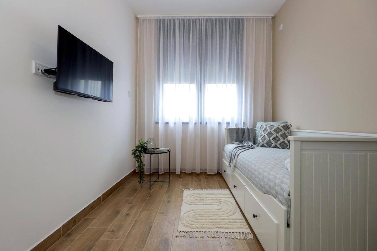 North Views Luxury Apartment Суботица Экстерьер фото